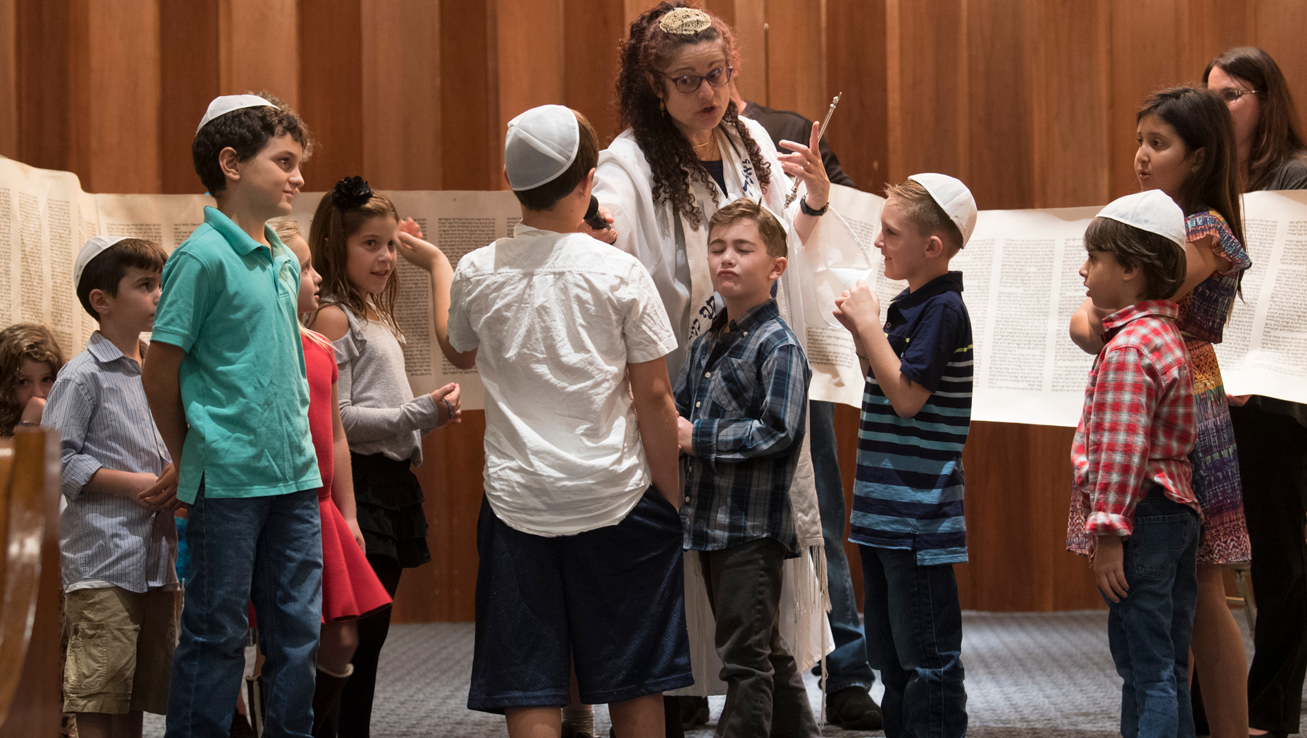 Simchat Torah – a hybrid celebration!